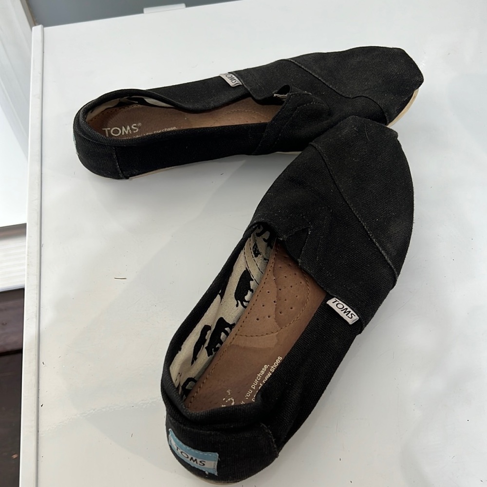 Womens toms flats